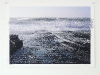 Toine Horvers, 'Voorbijgangers. Golven' I., 2004, (kleur)potloden op fotoprint,

56 x 76 cm.
PHŒBUS•Rotterdam