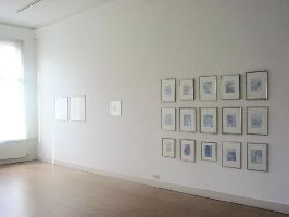 George le Roy, expositie in PHŒBUS•Rotterdam 2006, met onder meer werken op papier gemaakt met technisch tekenpotlood / water [blauwe werken]
PHŒBUS•Rotterdam