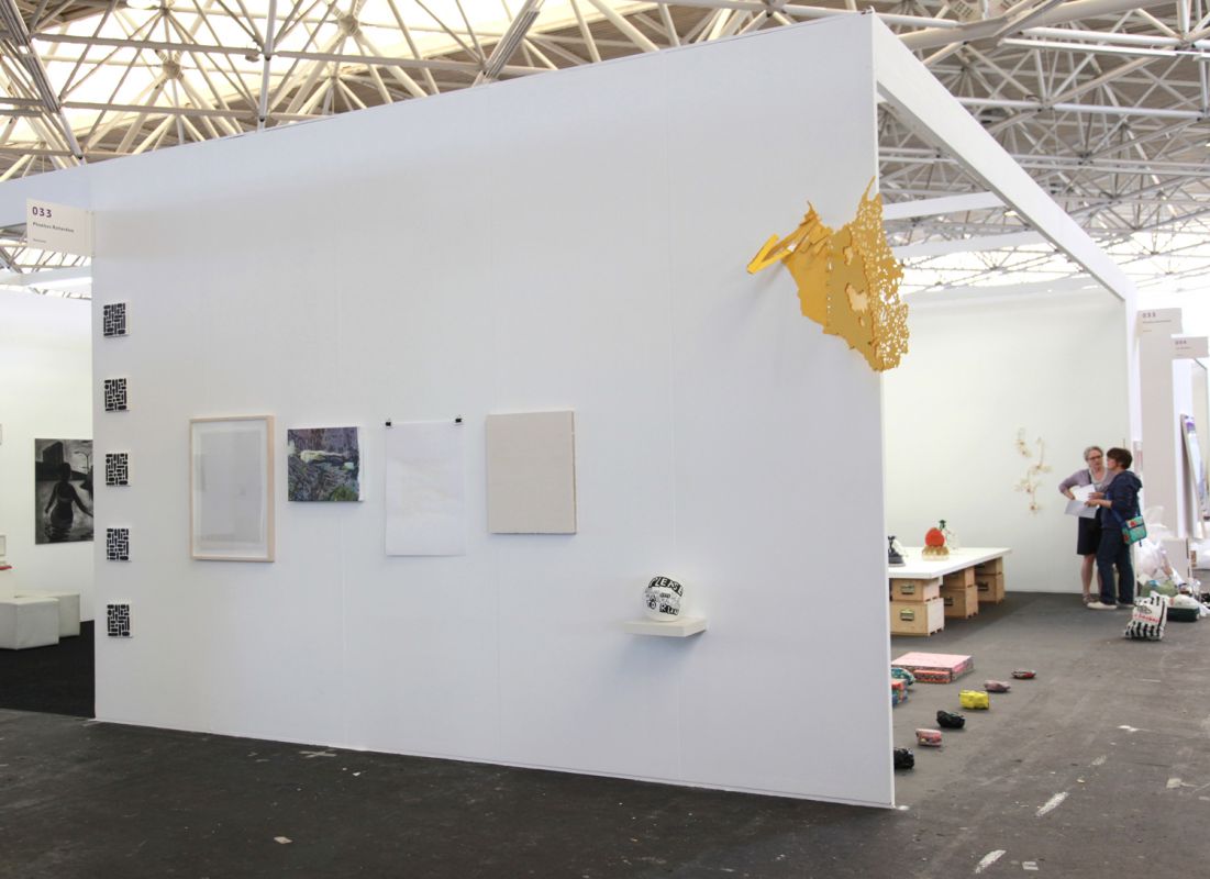 Art Amsterdam 2010, foto zijwand voorzijde met werken van (v.l.n.r.) Johan van Oord, Joachim Bandau, Bert Frings, Willy de Sauter, Gilbert van Drunen en Ken'ichiro Taniguchi.
PHŒBUS•Rotterdam Art Amsterdam 2010, foto zijwand voorzijde met werken van (v.l.n.r.) Johan van Oord, Joachim Bandau, Bert Frings, Willy de Sauter, Gilbert van Drunen en Ken'ichiro Taniguchi.
PHŒBUS•Rotterdam