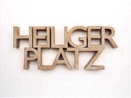 Simon Benson, ''HEILIGER PLATZ'', 1998, opl. 10, mdf, 11 x 26 x 4 cm.
PHŒBUS•Rotterdam