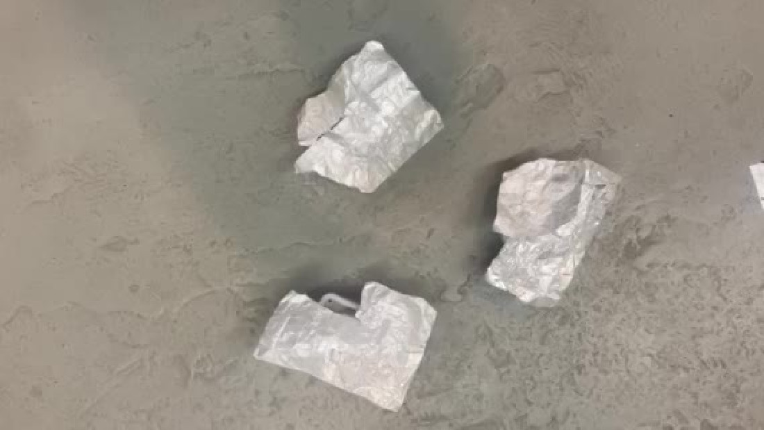 Joost Benthem, 'Festina lente - cheap silver mobile I', 2022,
verpakkingsmateriaal, wekkertje, 14 x 12 x 8 cm.
Elk 333 euro
PHŒBUS•Rotterdam Joost Benthem, 'Festina lente - cheap silver mobile I', 2022,
verpakkingsmateriaal, wekkertje, 14 x 12 x 8 cm.
Elk 333 euro
PHŒBUS•Rotterdam