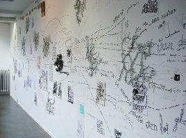 Gilbert van Drunen, ''GUILTY KEELPIJN'',

installatie / expositie Museum Scryption Tilburg, 2008: tekeningen, sculpturen, de tekst ''oproep tot een alternatief'' van Joseph Beuys op de wand geschreven
PHŒBUS•Rotterdam