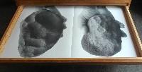 Daniel Dutrieux, twee fotowerken meteoriet/hand
PHŒBUS•Rotterdam
