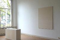 Willy de Sauter, werken in krijtlagen op paneel: kast, 105 x 70 x 40 cm.; paneel 2012, 150 x 120 x 2,7 cm.
PHŒBUS•Rotterdam