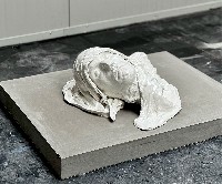 Rick van Strien, “Separation Without Leaving” - porseleingips/ cement - 60 x 75 x 22 cm (lxbxd) - 2026
PHŒBUS•Rotterdam