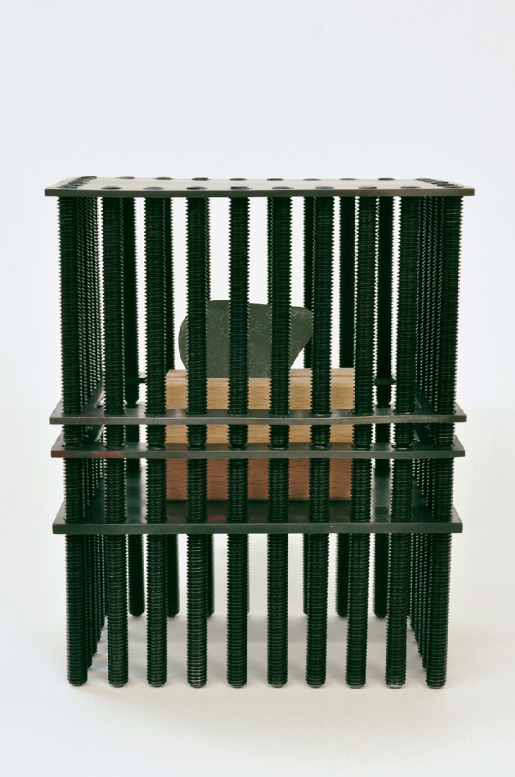 Juliette Warmenhoven, ''Memory Collector'' (rechthoek) (2). Genummerd en gesigneerd: 'Juliette Warmenhoven 2018 #1/5'. Staal, 56x zwarte stelschroef m6 70 mm lang.

140x113 x72 mm.
PHŒBUS•Rotterdam